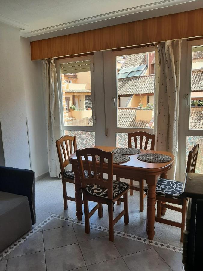 Amazing Sunny Flat With Balcony Pool Two Mins From The Beach 또레비에하 외부 사진