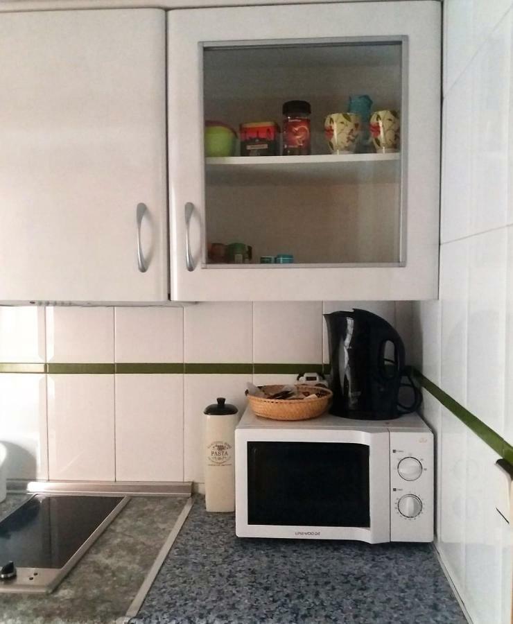 Amazing Sunny Flat With Balcony Pool Two Mins From The Beach 또레비에하 외부 사진