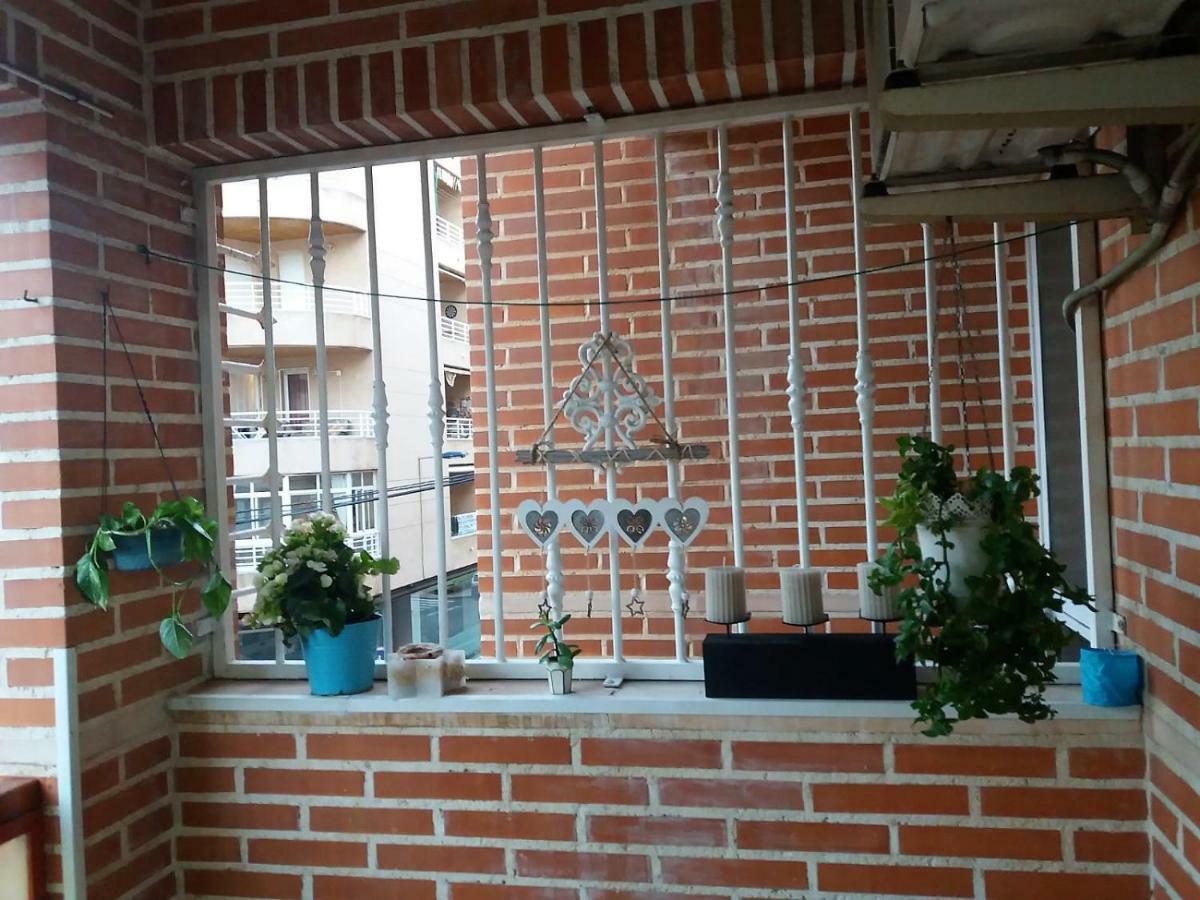 Amazing Sunny Flat With Balcony Pool Two Mins From The Beach 또레비에하 외부 사진