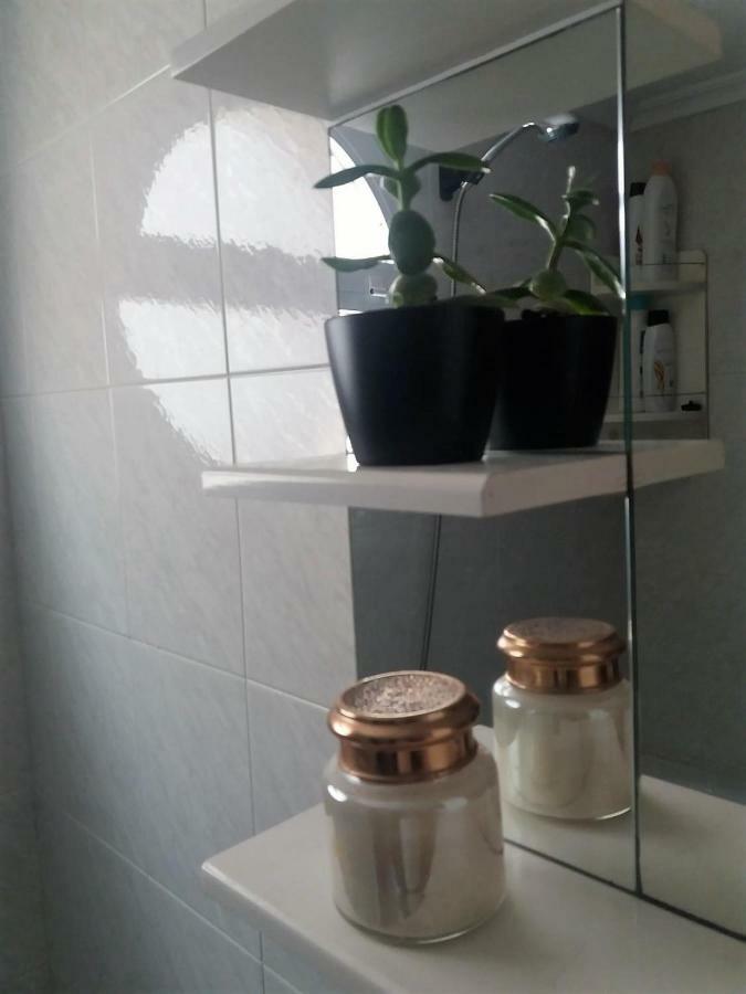 Amazing Sunny Flat With Balcony Pool Two Mins From The Beach 또레비에하 외부 사진